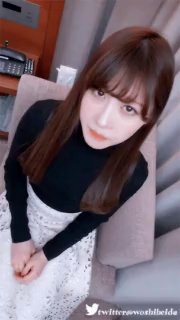 VS CODE老婆翘臀被单男揉捏